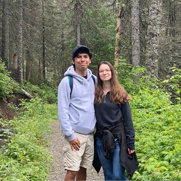 Meet your Posher, Amanda - Picture 1 of 1